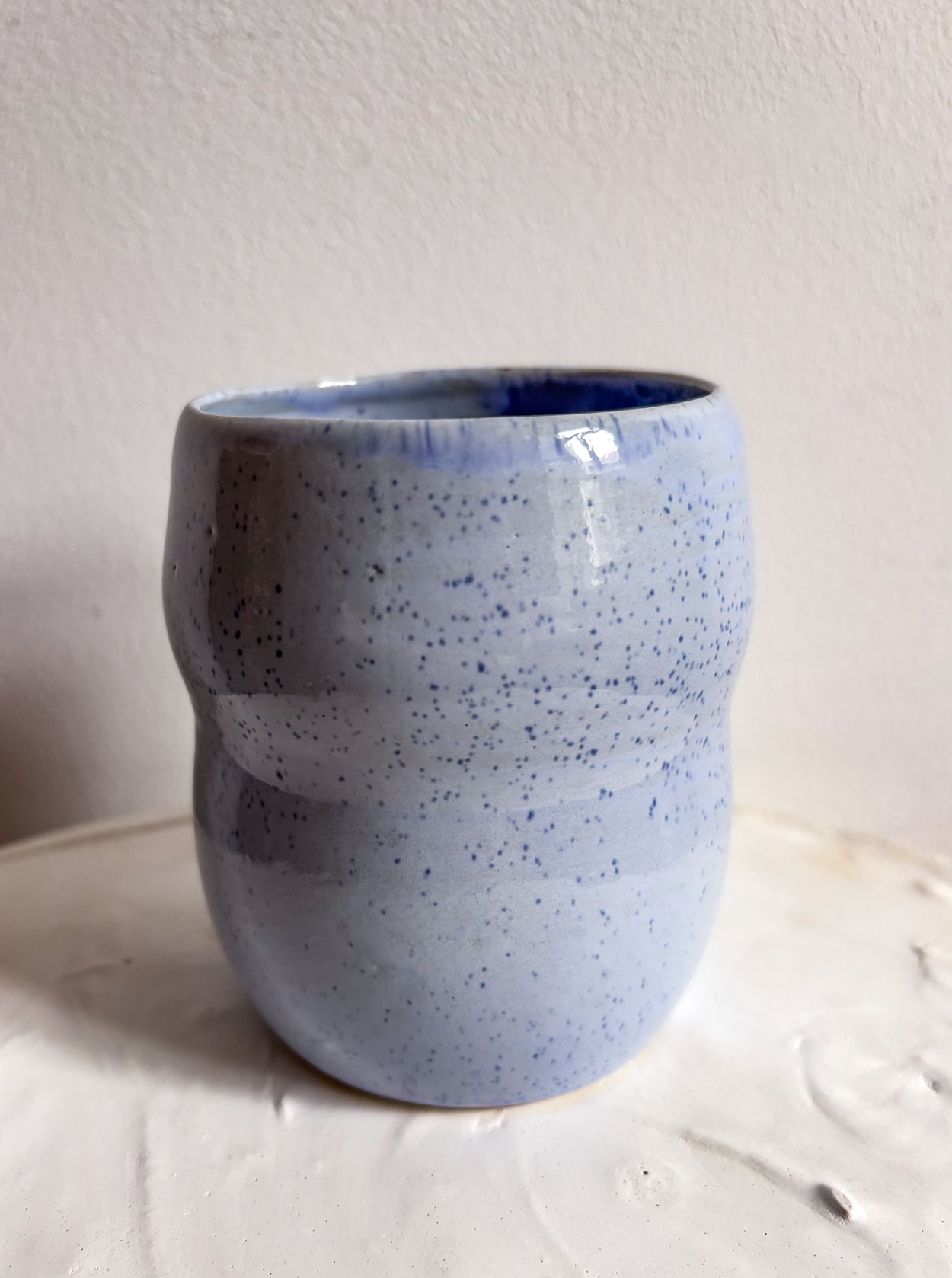 Kubek brzuszek błękitny - obrazek 4