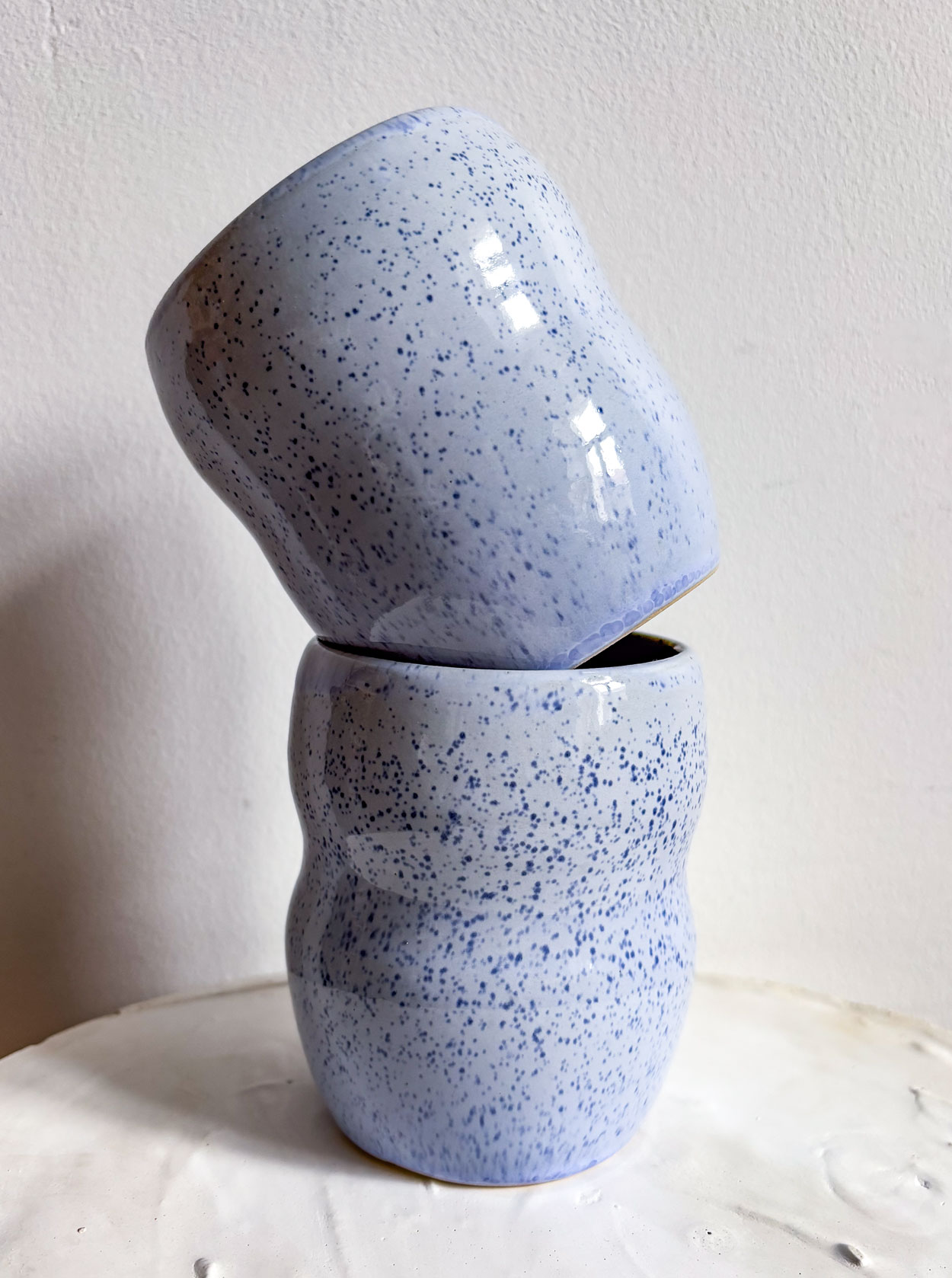 Kubek brzuszek błękitny